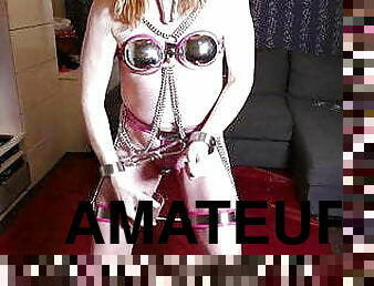 amateur, milf, jouet, maison, bdsm, black, britannique, bondage, enchaînées, petits-seins