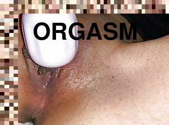 sexy masturbation with orgasm contractions at 0:25