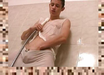 Exclusive Casting - Cute Boy in the Bath - Antonio Palmer
