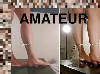 amateur, ejaculation-sur-le-corps, couple, pieds, fétiche, branlette-avec-les-pieds