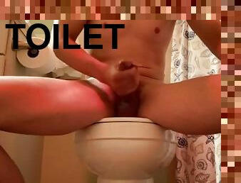 Jerking off on the toilet