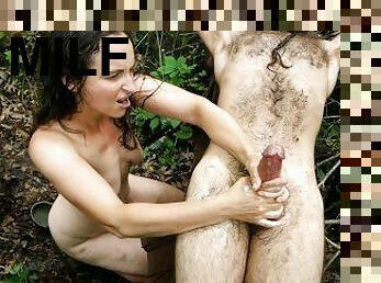 peluda, al-aire-libre, amateur, madurita-caliente, pareja, pies, sucio, bosque, polla, chupando