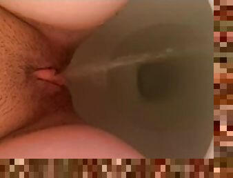 Hairy pussy toilet piss and splash