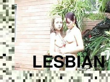 en-plein-air, babes, lesbienne, ados, doigtage, minuscule, petits-seins