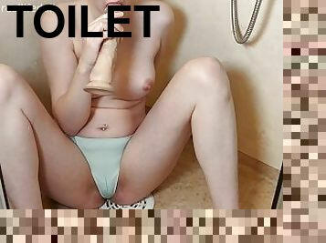 culi, tettone, urina, amatoriali, ragazze-giovani, mutandine, toilette, peni-finti, culo, piccole