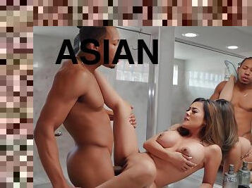 asiatique, gros-nichons, énorme-bite, interracial, pornstar, branlette, fellation-profonde, fétiche, fumer, cocu