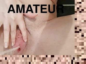 baignade, gros-nichons, poilue, orgasme, pisser, chatte-pussy, giclée, amateur, espion, pieds