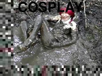 messy trap cosplay lover Maki bride soiling her dress and masturbating in the mud