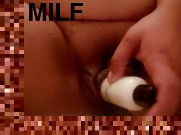 banhos, garrafa, masturbação, orgasmo, cona-pussy, amador, mulher-madura, latina, excitante, sozinho