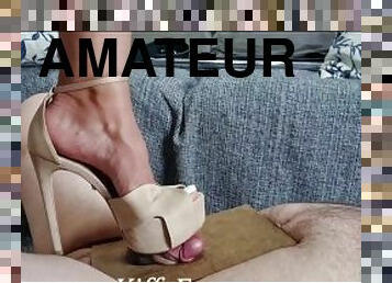 amateur, ejaculation-sur-le-corps, hardcore, pieds, ejaculation, humiliation, domination, réalité, talons-hauts