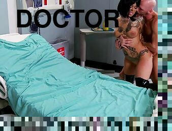 Tattooed bitch julia bond getting screwed standing up in the hospital