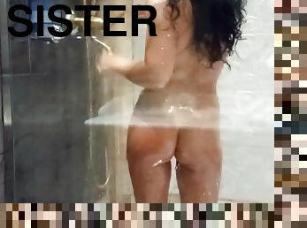 Spy hot stepsister in the bathroom - horny and masturbating - melaxroinh malakizetai sto mpanio