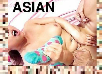 asiatiche, tettone, enormi, orgasmi, schizzi-di-umore, ragazze-giovani, hardcore, pornostar, fuori-di-testa, sgualdrine