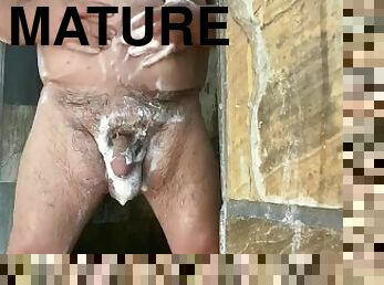 baignade, papa, masturbation, amateur, mature, énorme-bite, gay, branlette, douche, solo