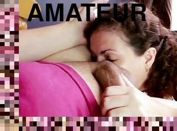 gros-nichons, amateur, fellation, maison, couple, point-de-vue, petite-amie, ejaculation, petite, petit-ami