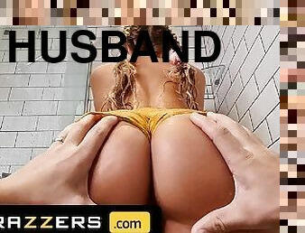 Brazzers - Curvy Beth Bennett & Her Husband Enjoy A Hot Steamy Shower Sex Before Getting Facialed