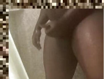 baignade, masturbation, amateur, mature, ejaculation-sur-le-corps, branlette, douche, solo, hôtel