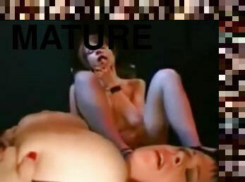 gros-nichons, énorme, mature, ejaculation-sur-le-corps, énorme-bite, interracial, milf, belle-femme-ronde, sexe-de-groupe, pute