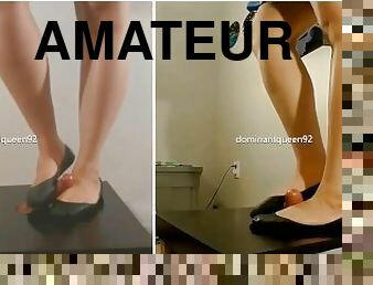 amateur, ejaculation-sur-le-corps, couple, pieds, ejaculation, branlette-avec-les-pieds
