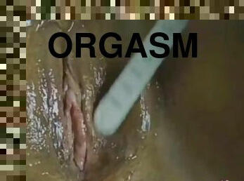 masturbation, orgasme, public, chatte-pussy, branlette, doigtage, ejaculation, horny, massive, philippine