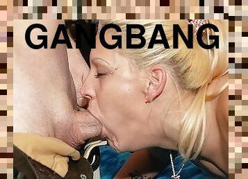 orgie, feste, magre, amatoriali, pompini, cazzi-enormi, tedesche, gole-profonde, gangbang, sesso-di-gruppo