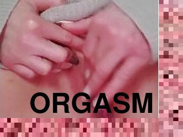 SOLO MASTERBATION INTENSE SHAKING ORGASM