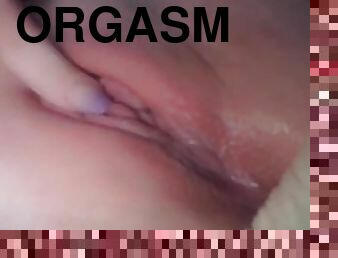 klitta, masturbation, orgasm, fitta-pussy, kvinnligt-sprut, amatör, brudar, rödhårig, ensam