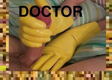 Doctor Scarlett Winter is taking care of one of her patients - Glovely handjob