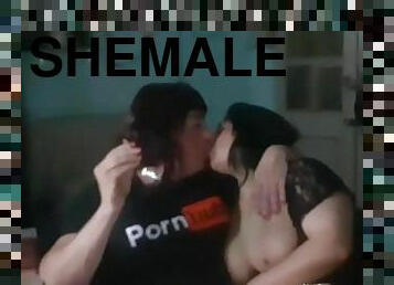 LolaShemale74 smokes while kissing ggg