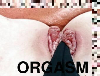 klitoris, masturbácia, orgazmus, pička, pov, nohavičky, mokré