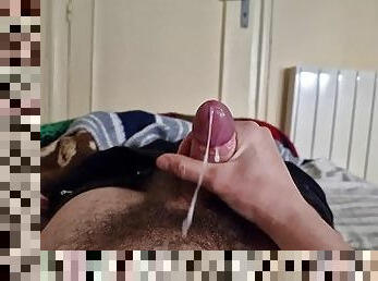 poilue, masturbation, ejaculation-sur-le-corps, énorme-bite, gay, branlette, compilation, couple, secousses, ejaculation