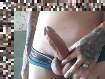Twink boy with tattoos strocking big dick ????