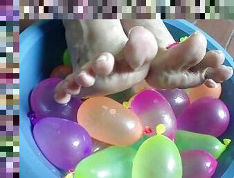 Exciting foot fetish with balloons