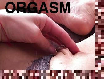 Dripping Wet Pussy and Throbbing Orgasm - IncredibleGirl