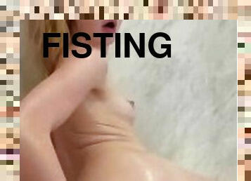 SOLO SHOWER ASS FISTING (OF FOR FULL VIDEO)