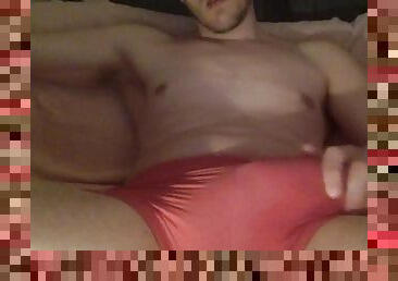 Exstreme bulge in speedos