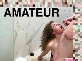 baignade, gros-nichons, amateur, fellation, ejaculation-sur-le-corps, énorme-bite, hardcore, bdsm, couple, salope