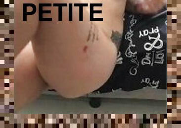 masturbation, chatte-pussy, ados, pornstar, culotte, jeune-18, collège, horny, petite, fétiche