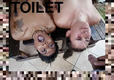 baignade, en-plein-air, pisser, amateur, interracial, compilation, indien, trio, point-de-vue, toilette