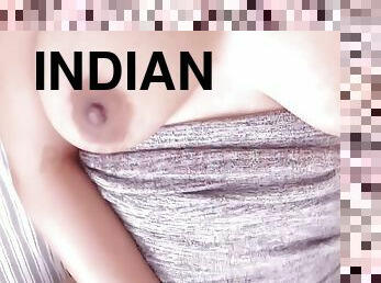 Horny Indian Desi Amateur Teen Masturbates On Cam