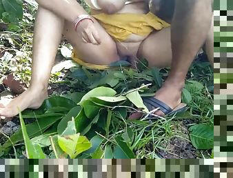 Today Exclusive- Desi Couple Romance And Sex In Jungle