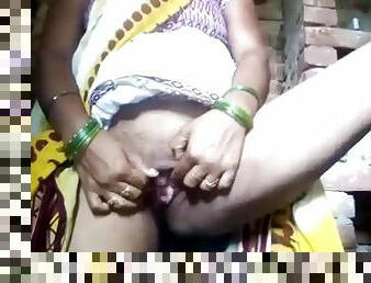 Indian Village Pussy Fingering Bhabhi In Saree