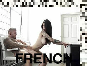 gros-nichons, chatte-pussy, amateur, casting, française, brunette, tatouage, audition