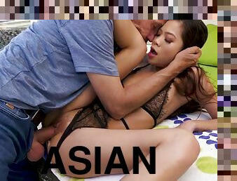 asiatique, en-plein-air, énorme-bite, interracial, douce, innocent, brunette, tatouage