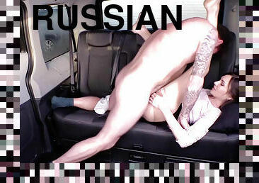 rosyjskie, laski, wystrysk-spermy, hardcore, samochód, sperma, europejskie, euro, ujeżdżanie, brunetka