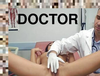 selingkuh, perawat, vagina-pussy, blowjob-seks-dengan-mengisap-penis, dokter, arab, pasangan, bertiga, sudut-pandang, normal