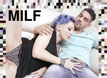 anal, blowjob-seks-dengan-mengisap-penis, cumshot-keluarnya-sperma, jenis-pornografi-milf, deepthroat-penis-masuk-ke-tenggorokan, perempuan-jalang, normal