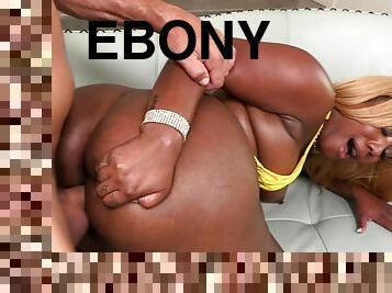 Curvy ebony Chanell Heart passionate sex
