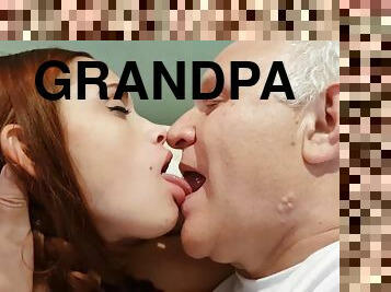 pai, velho, latina, beijando, jovem18, mais-velho, pequeno, fetiche, avô-grandpa, velho-e-jovem