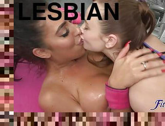 Ava Koxxx makes lesbian love with Lady Bug